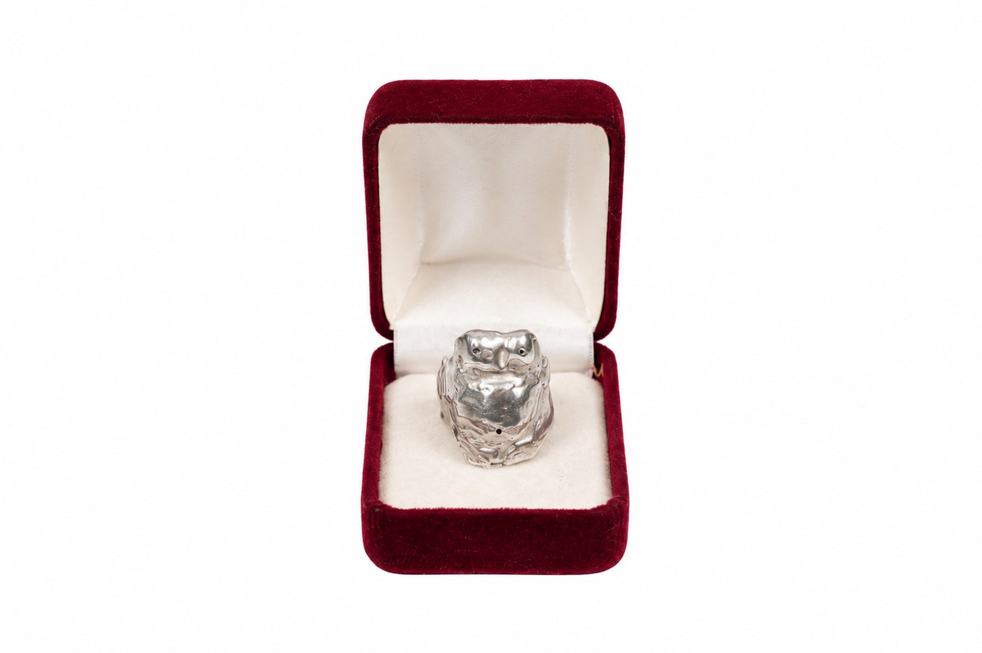 Openwork silver ring